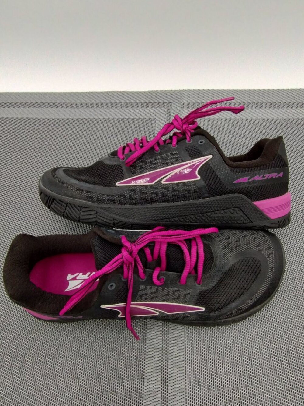 Altra HIIT XT Cross Training Shoes Black Purple Size 7.5 - Picture 1 of 15